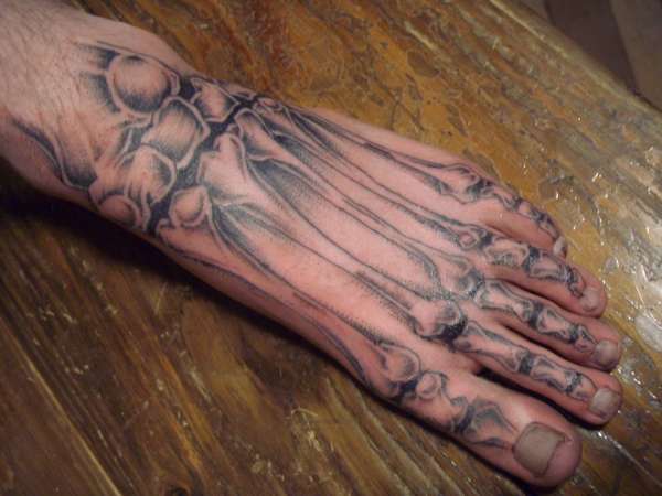 foot tattoo