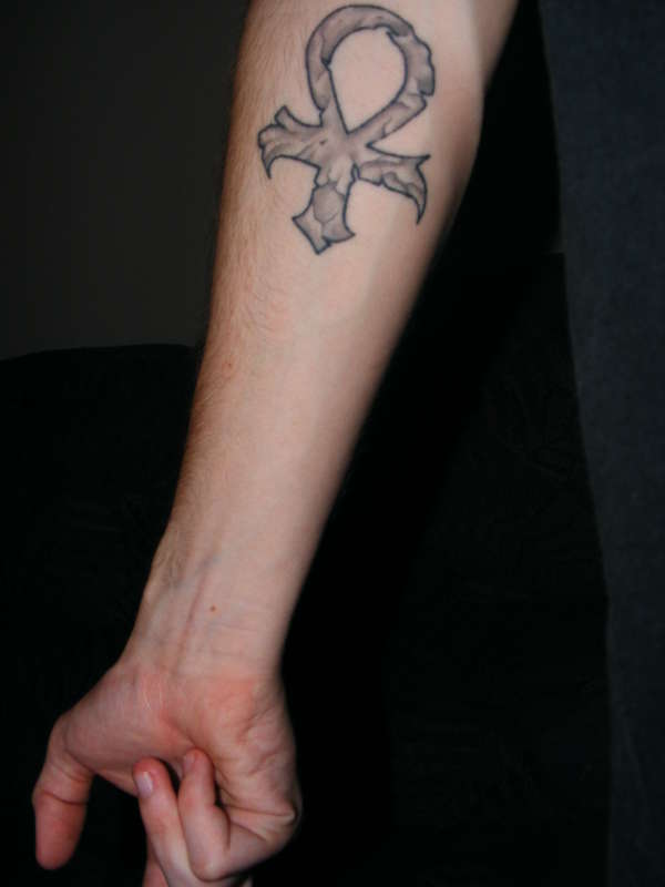 69eyes ankh tattoo