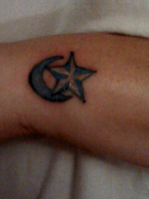 Moon ans Star tattoo