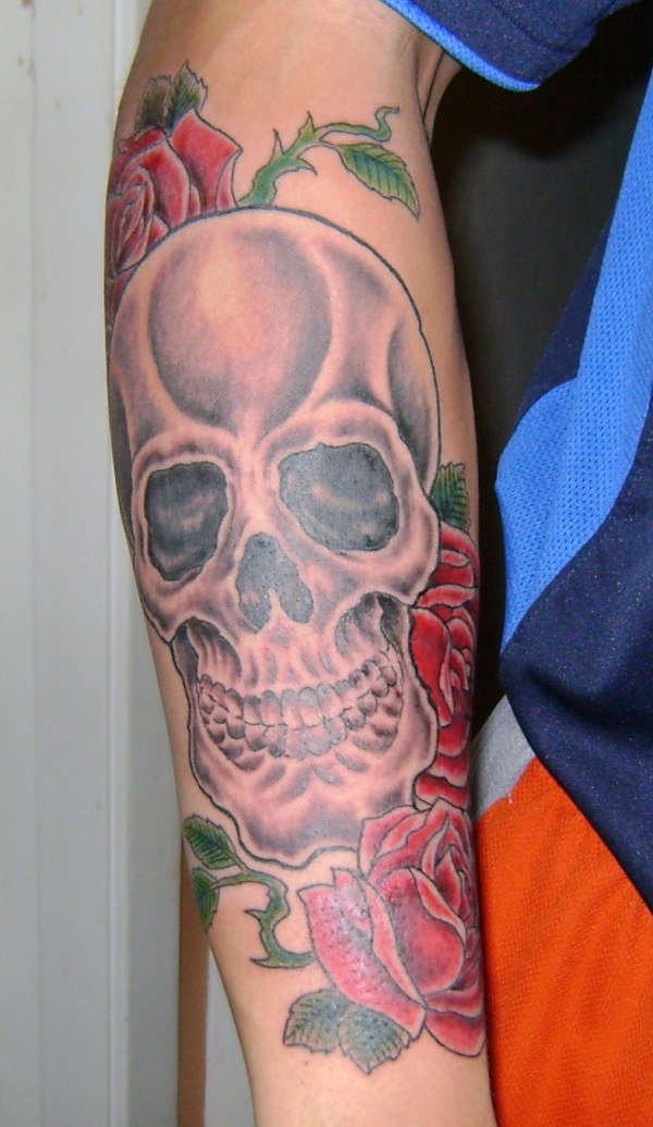 Skull and Roses tattoo