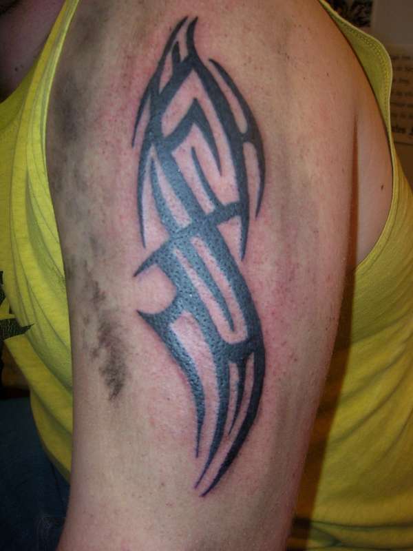 Tribal on Upper Arm tattoo