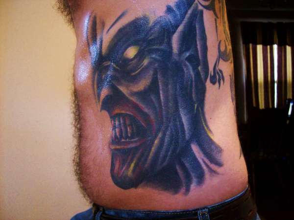 face tattoo