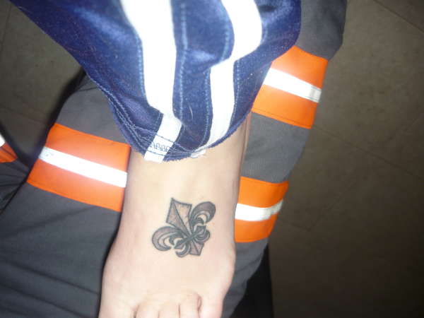 fleur de lis tattoo