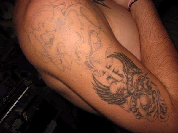 skulls freehanded tattoo