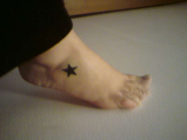 star tattoo