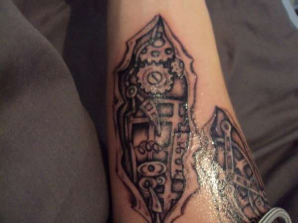 Bio Mechanical tattoo