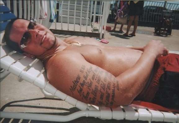 layin out tattoo