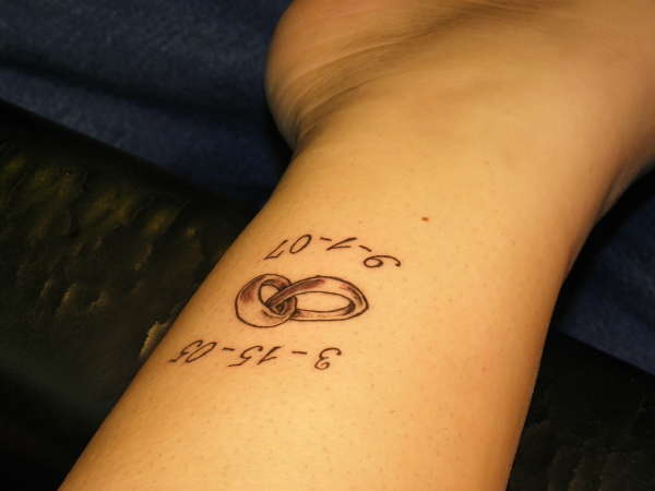 wifes wedding rings tattoo