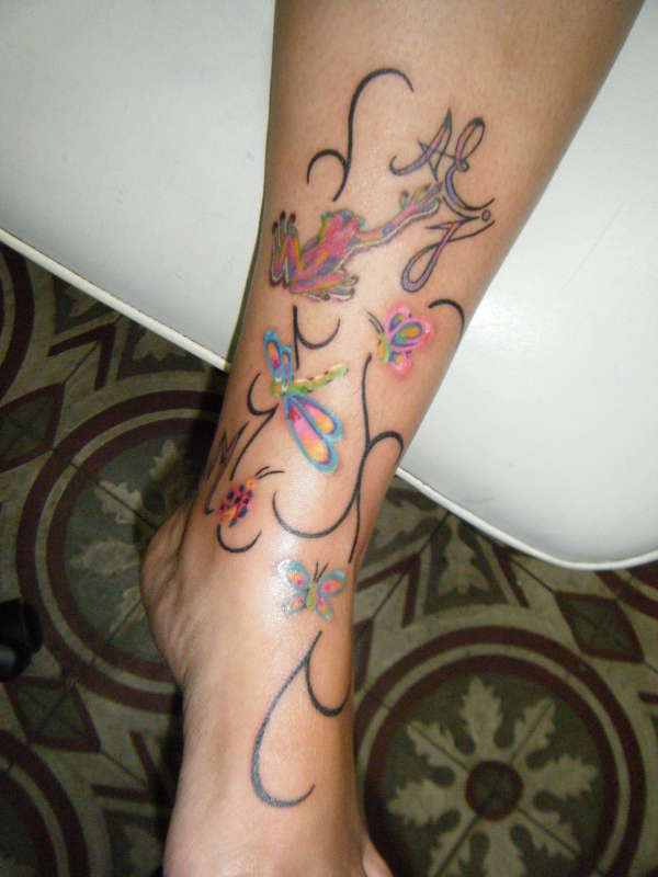 foot tat tattoo