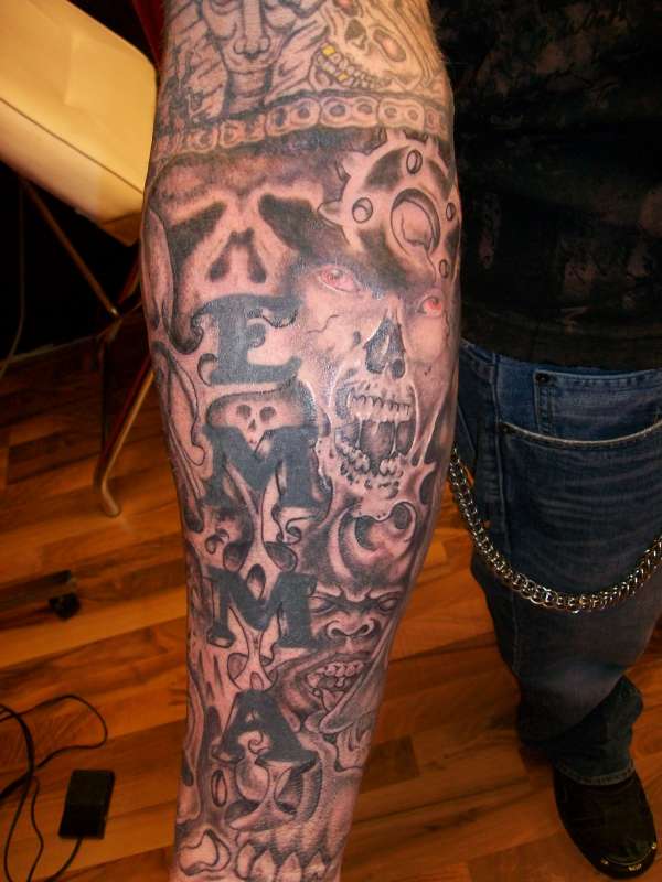 Ekew's slevve tattoo