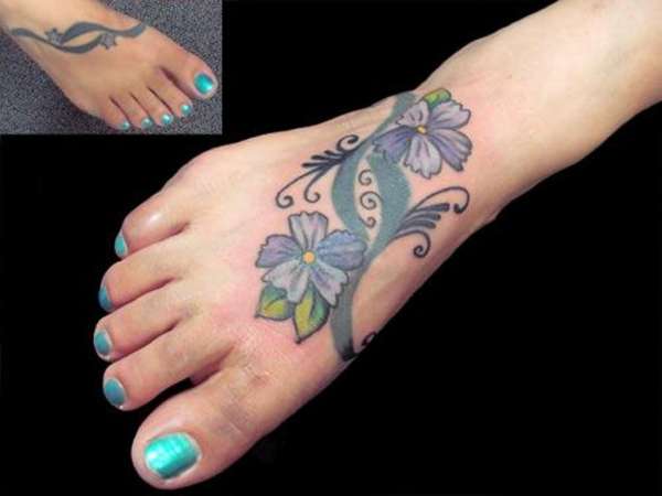 Flowers on Foot tattoo