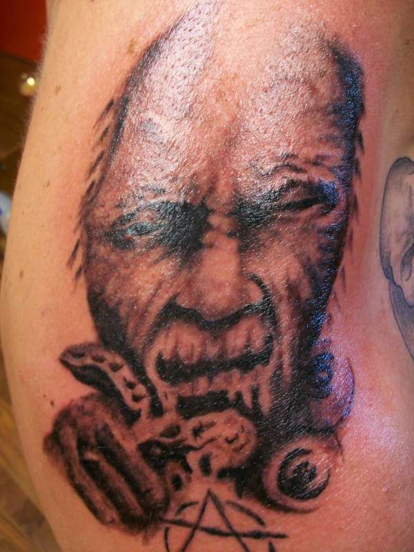 Gray's piece tattoo