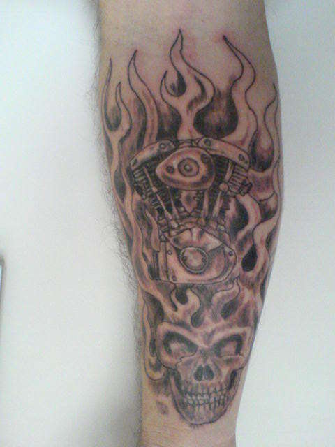 flaming skull tattoo