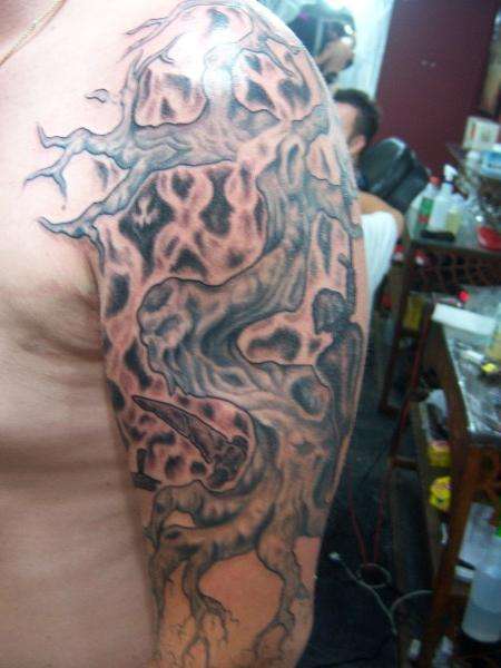 freehand tree tattoo