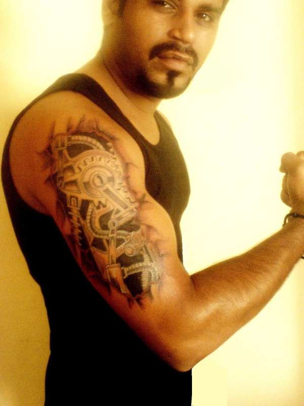 My first BIO-MECH tattoo