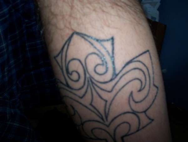 Tribal Maple Leaf tattoo