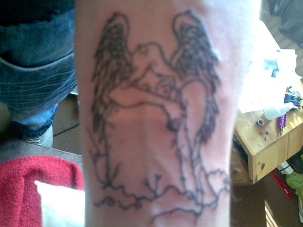 angel n gravestone tattoo