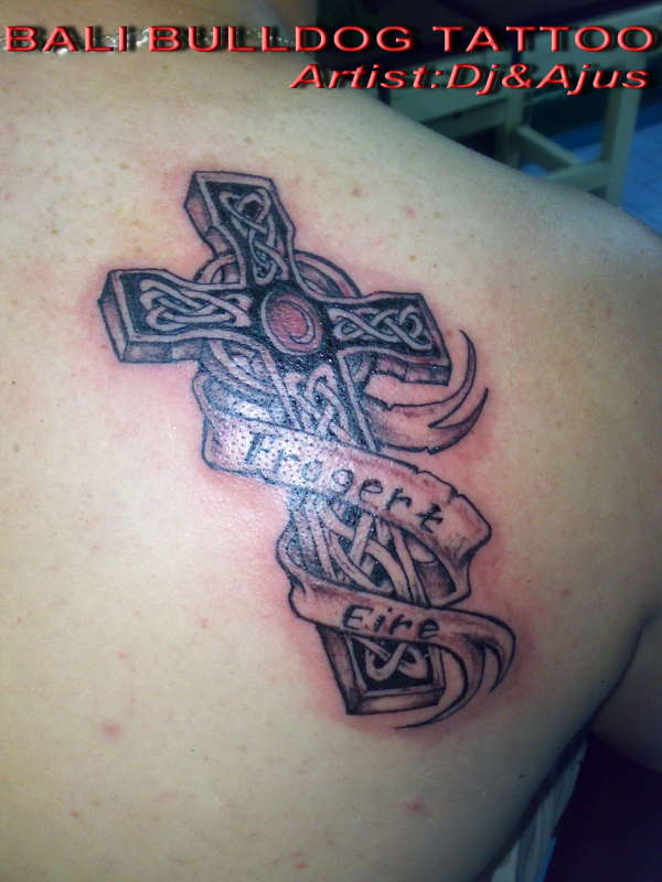 cross tattoo