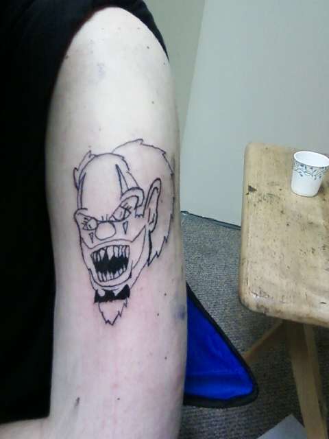 outline tattoo