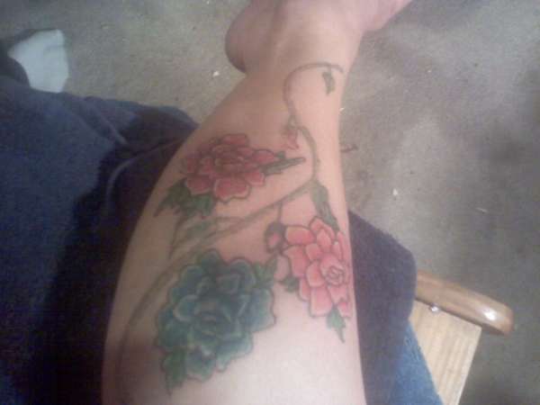 flowers and vine tattoo
