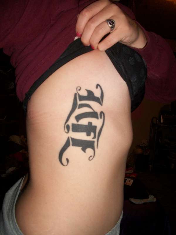 "Live/Life" tattoo