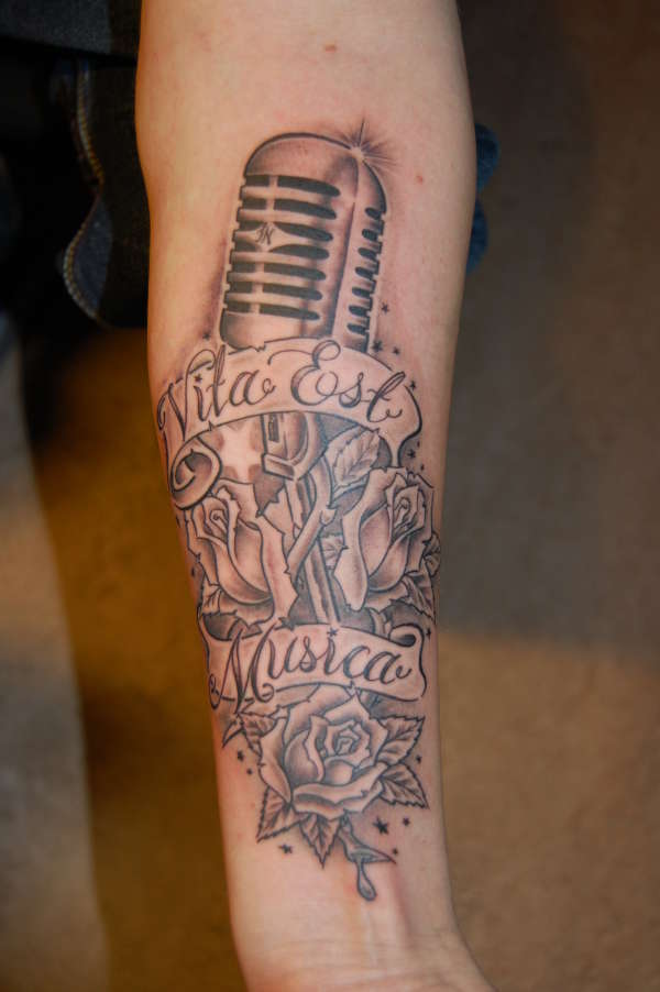 Vita Est Musica tattoo