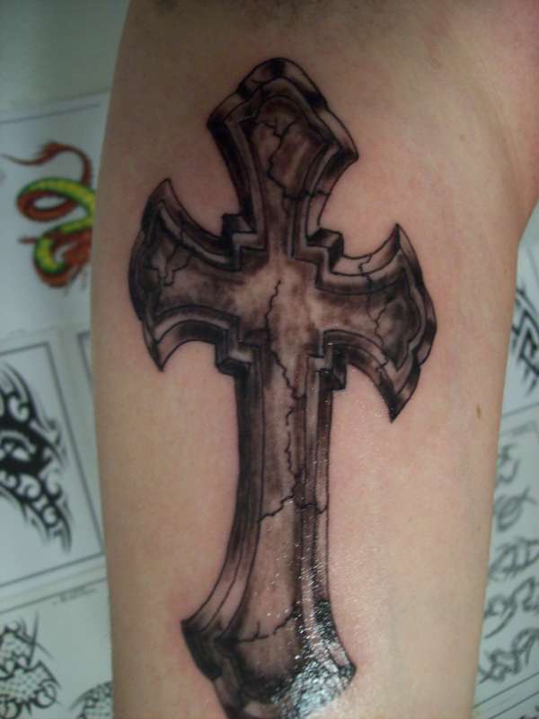 cross tattoo