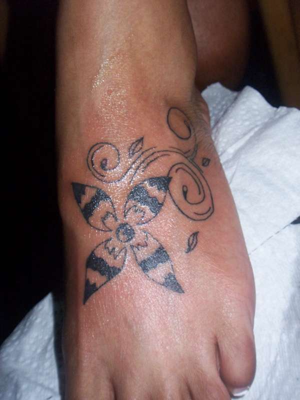 flower tattoo