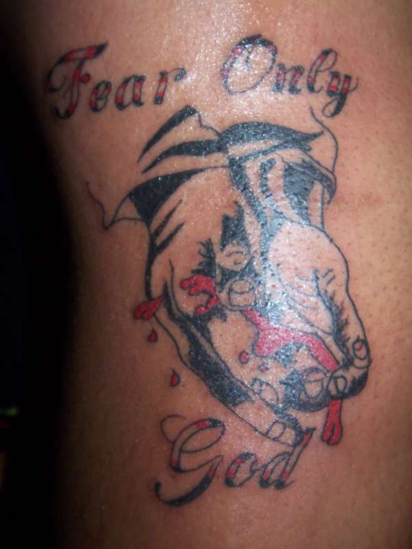 hands tattoo
