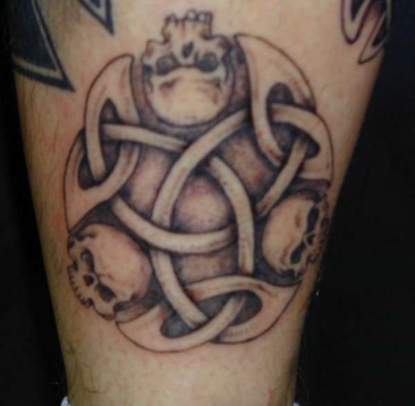 Celtic Knot and skulls tattoo