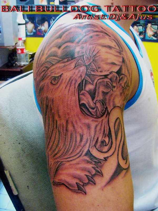lion tattoo