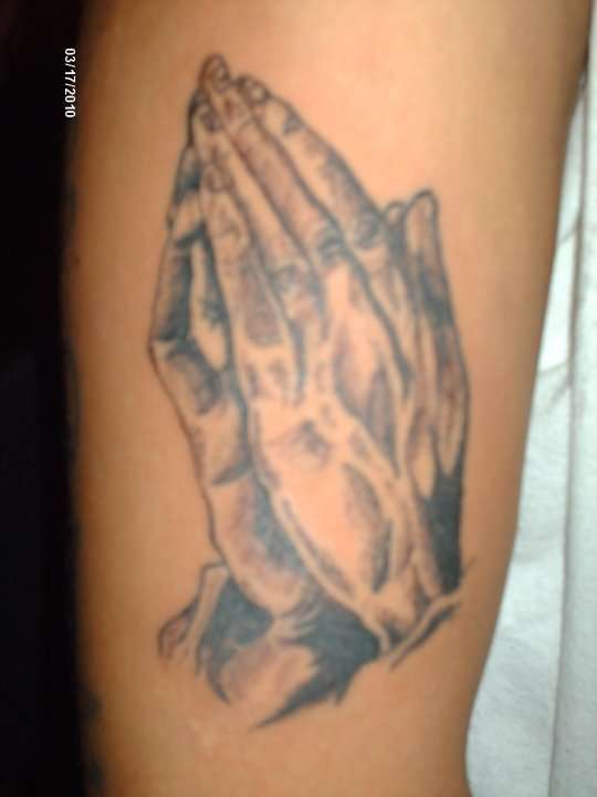 praying hands tattoo