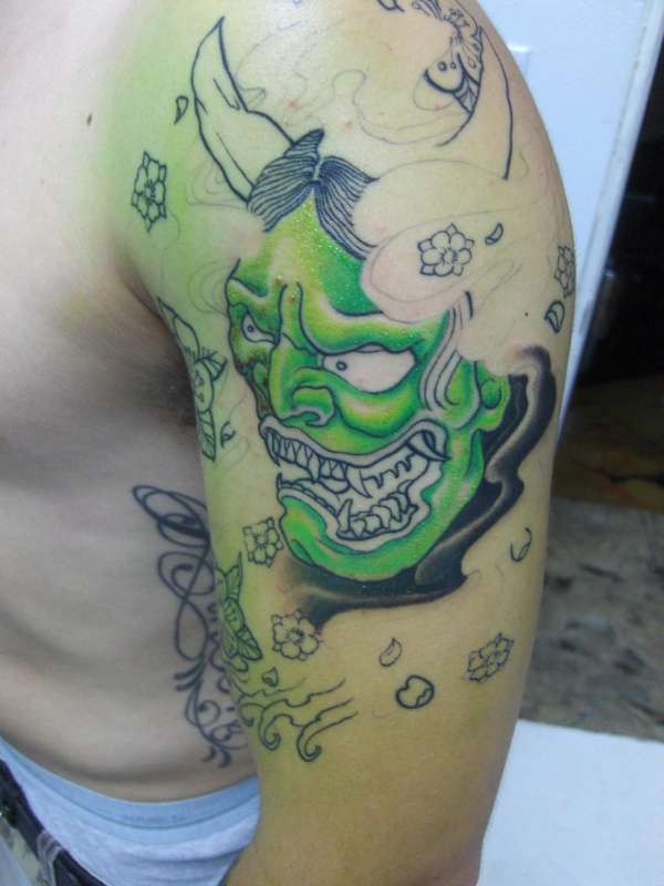 hanya tattoo