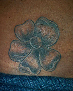 nice little flower tattoo