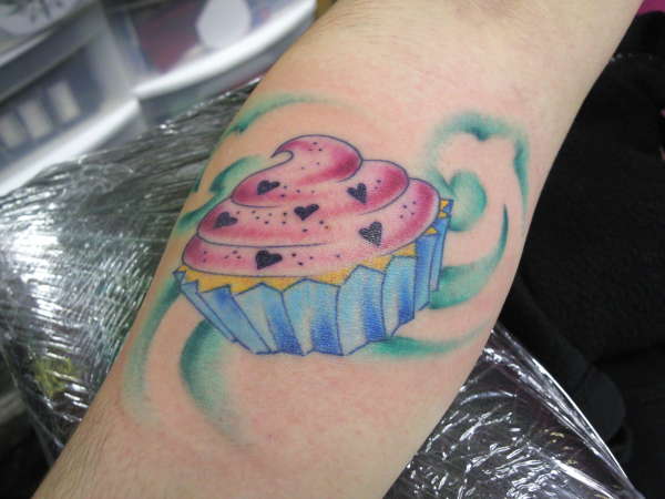 cupcake tattoo tattoo