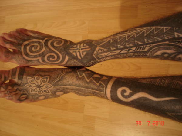 feet tattoo
