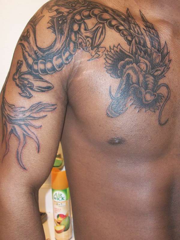 chinese dragon tattoo shoulder