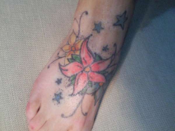 flowers and stars tattoo
