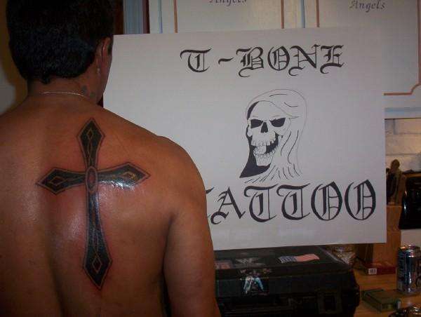 cross tattoo