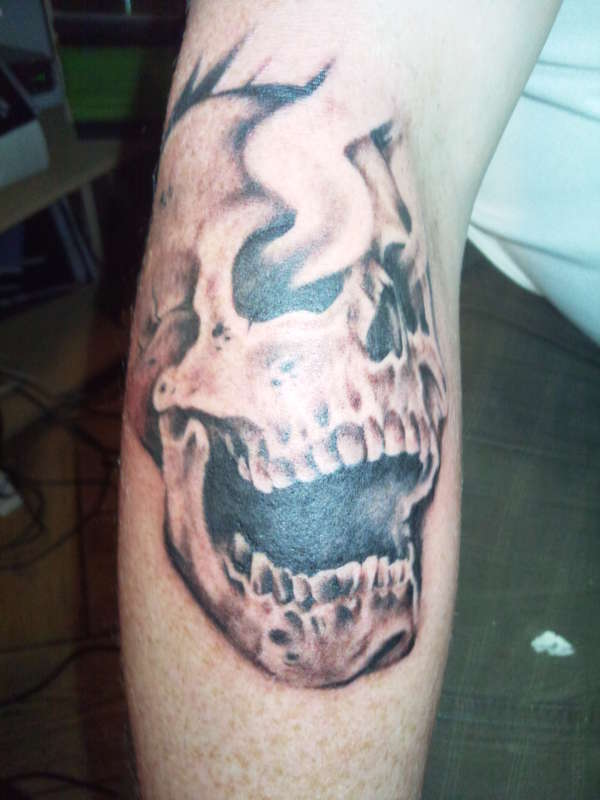 more skull tattoo