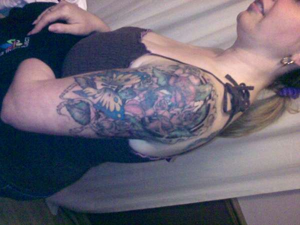 shoulder tat tattoo