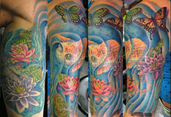 Koi half sleeve by Beto Munoz of Monkeyproink.com tattoo