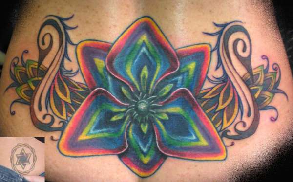 cover up of jewish star by Beto Munoz Of Monkeyproink.com tattoo
