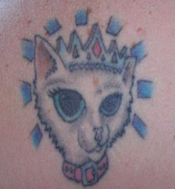 cat on shoulder tattoo