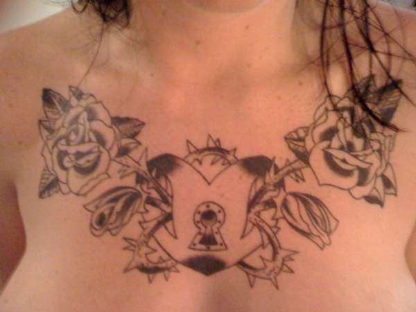Heart lock and roses tattoo