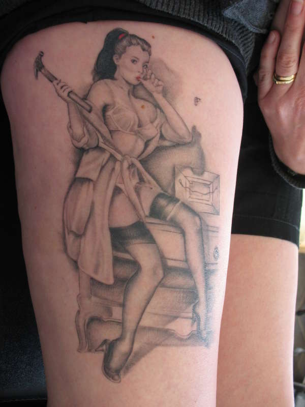 pin up tattoo