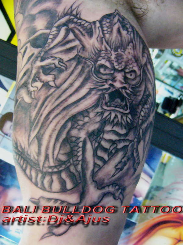 dragon tattoo