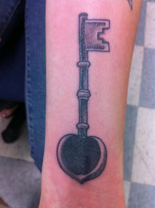 Skeleton key tattoo
