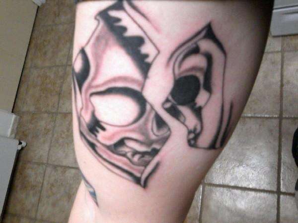 skull tear tattoo