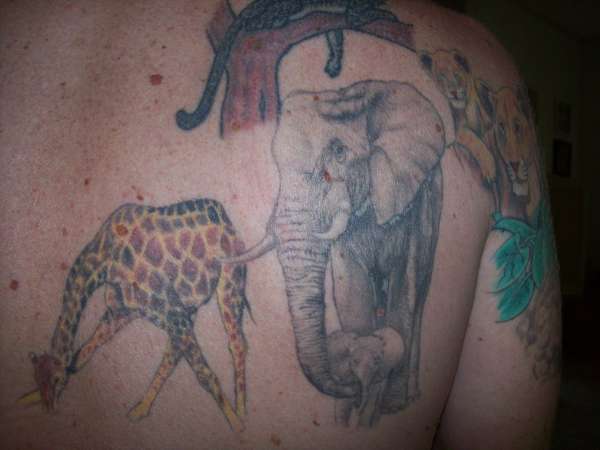 giraffe tattoo